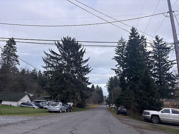 4th image of 36817 45th Ave S