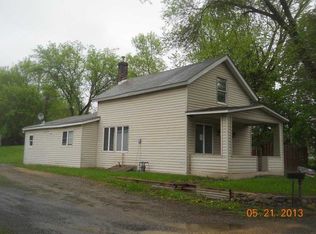 32 Rainbow St, Houlton, WI 54082