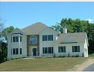 1st image of 27 Danielle Dr