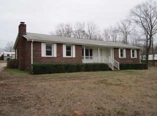 2506 Old Laurens Rd, Greenwood, SC 29649