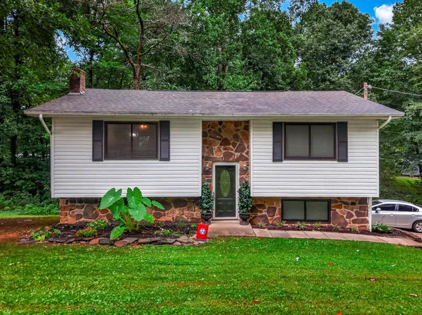 464 Norris Dr, Tazewell, TN 37879