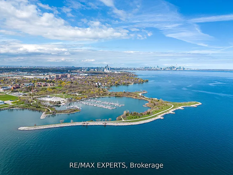 3261A Lakeshore Rd W #101 — Photo 31