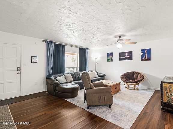 4th image of 104 Bouganvillea Dr