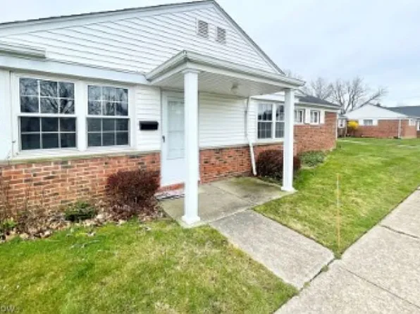 235 E 235th St #136, Euclid, OH 44123