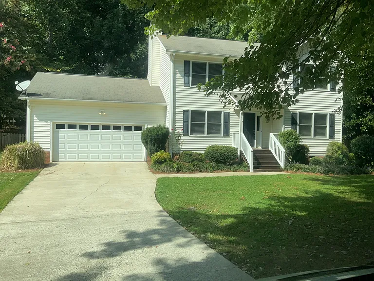 6112 Glenridge Ct — Photo 25