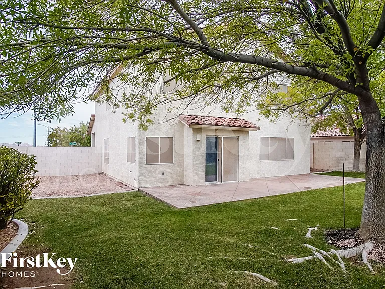 985 Blue Lantern Dr — Photo 15