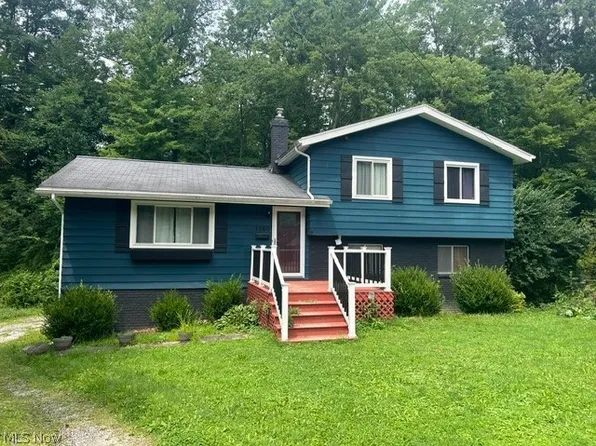 1760 Karg Dr, Akron, OH 44313
