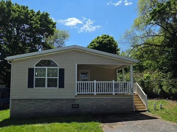787 W Main St, Coatesville, PA 19320