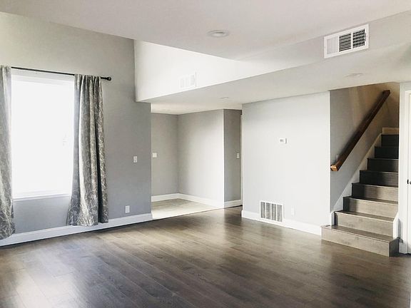 3rd image of 7160 Gruber Ct