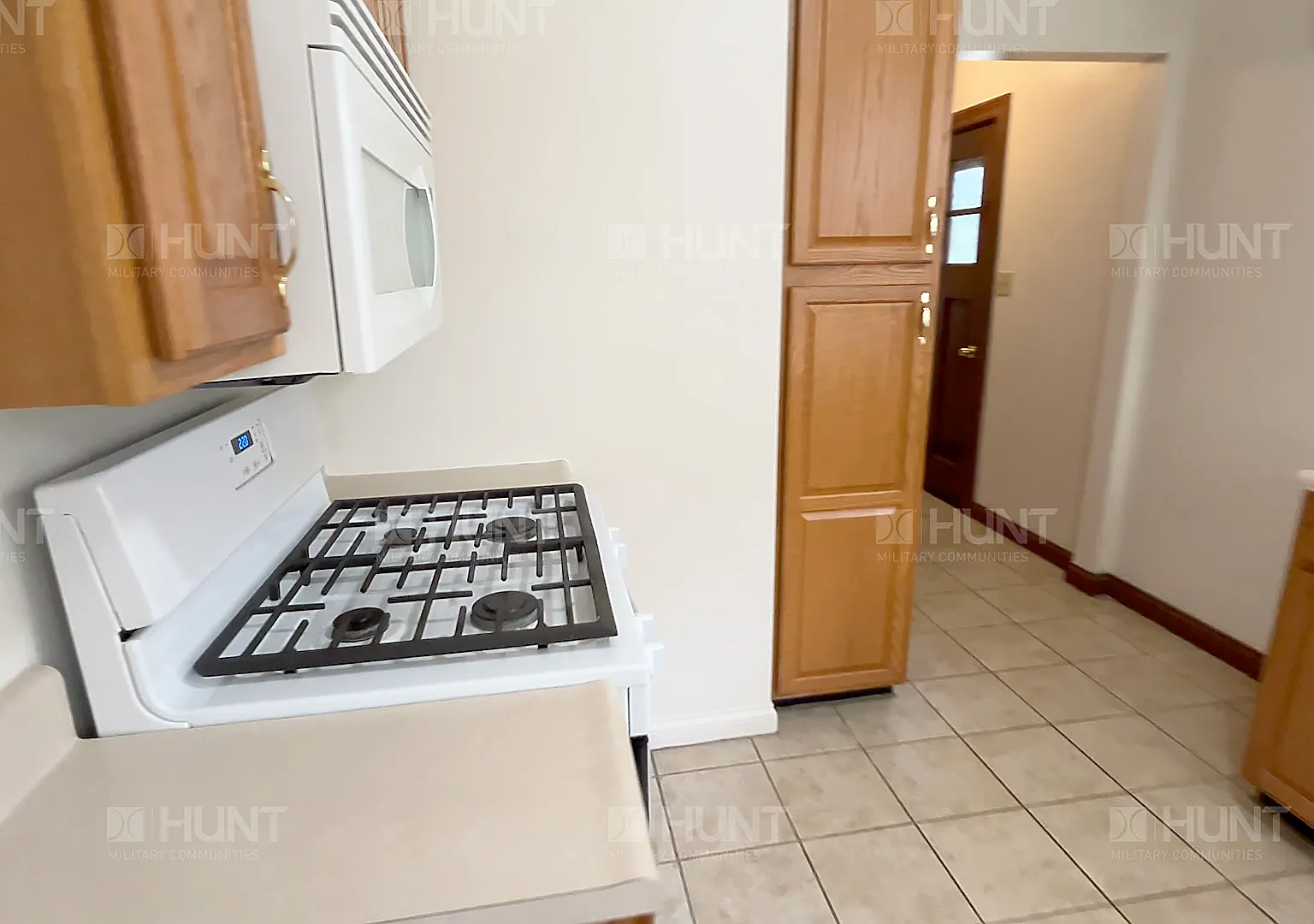 4 bed, 2956 sqft, $1,677 — Photo 3