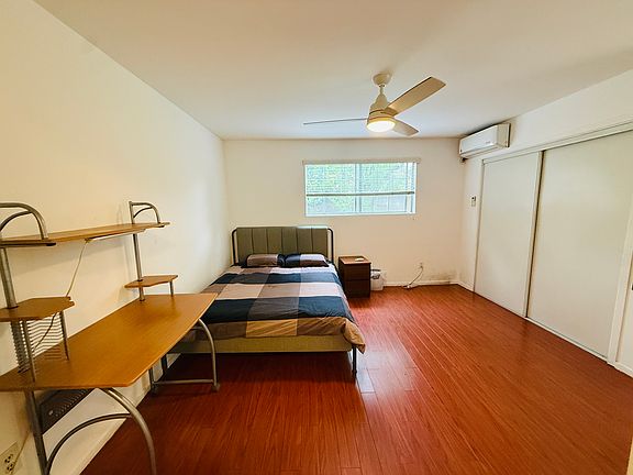 5th image of 6371 Sultana Ave