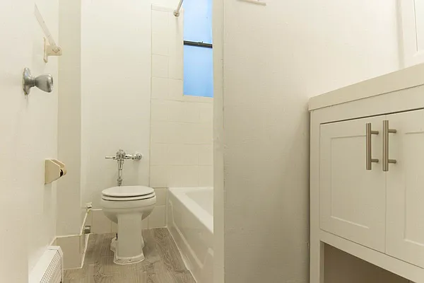 Rented by Quintess Real Estate LLC | media 11