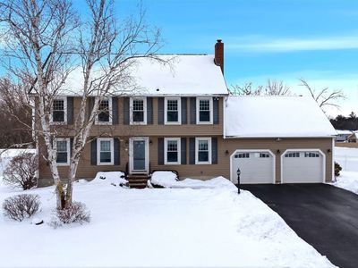 2 Landmark Dr, Methuen, MA, 01844