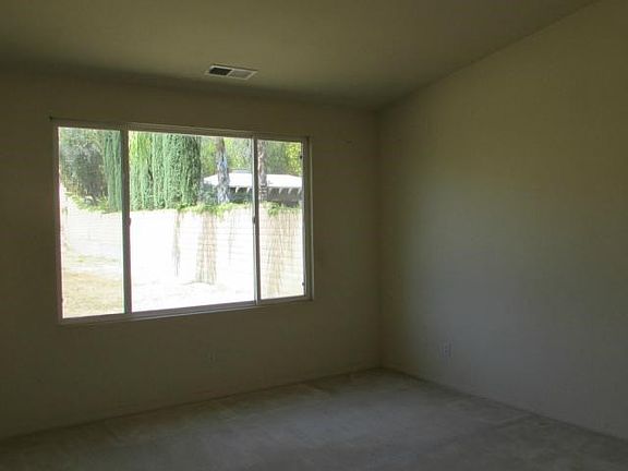 5th image of 41565 Evening Shade Pl