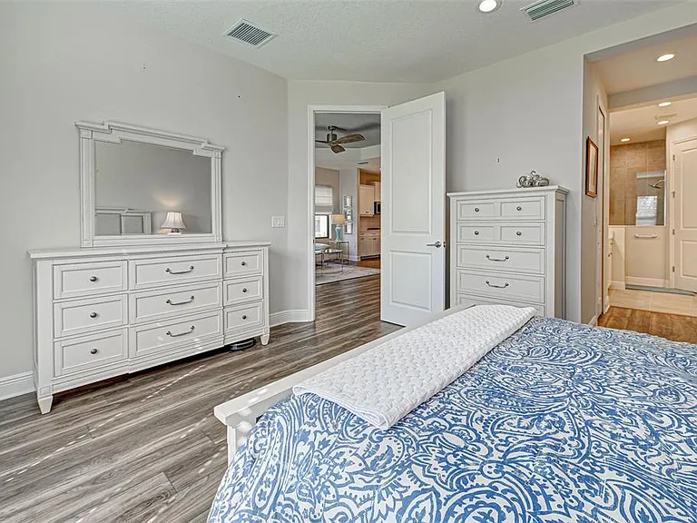 233 Palidoro Cir — Photo 38