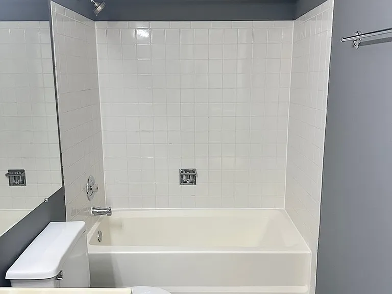 1132 Regency Ct — Photo 14