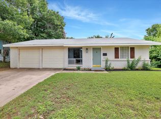 1822 Larkspur Dr, Arlington, TX 76013