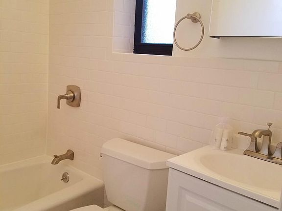 5th image of 3508 95th St APT 1A