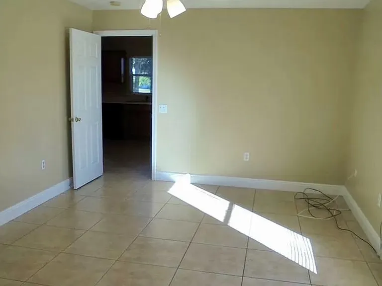 417 Gannet Ct — Photo 7