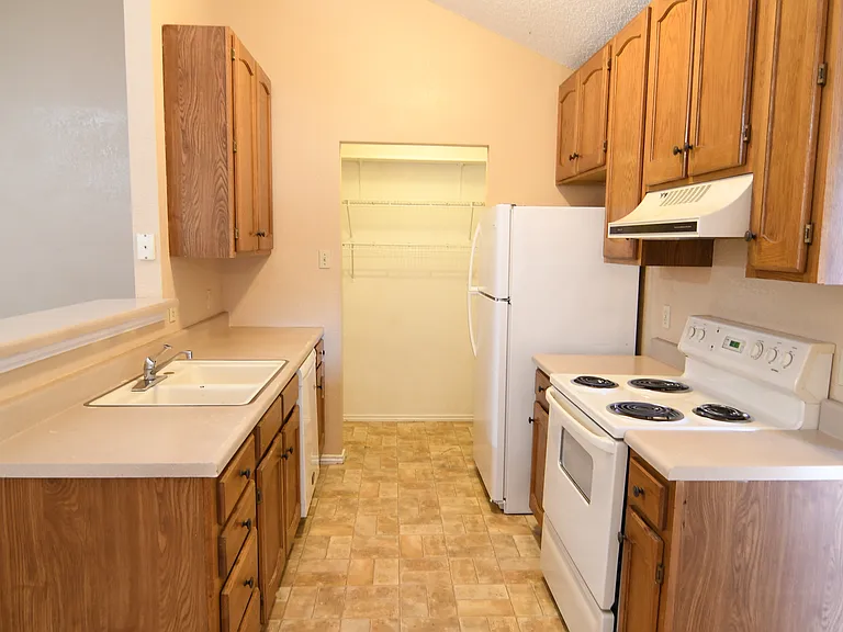 5209 Canyon Creek Dr — Photo 6