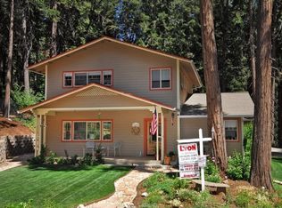 2090 Bourbon St, Pollock Pines, CA 95726
