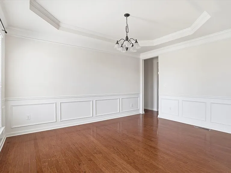 2705 Azalea Bluff Dr — Photo 5