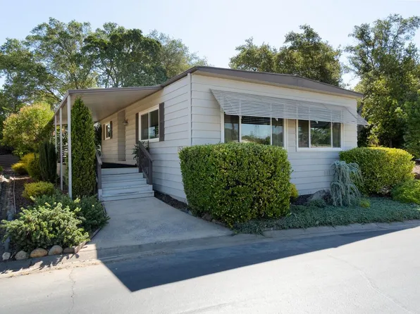 153 Rockglen Rd, Folsom, CA 95630