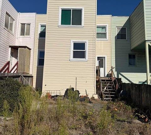 3rd image of 871 41st Ave