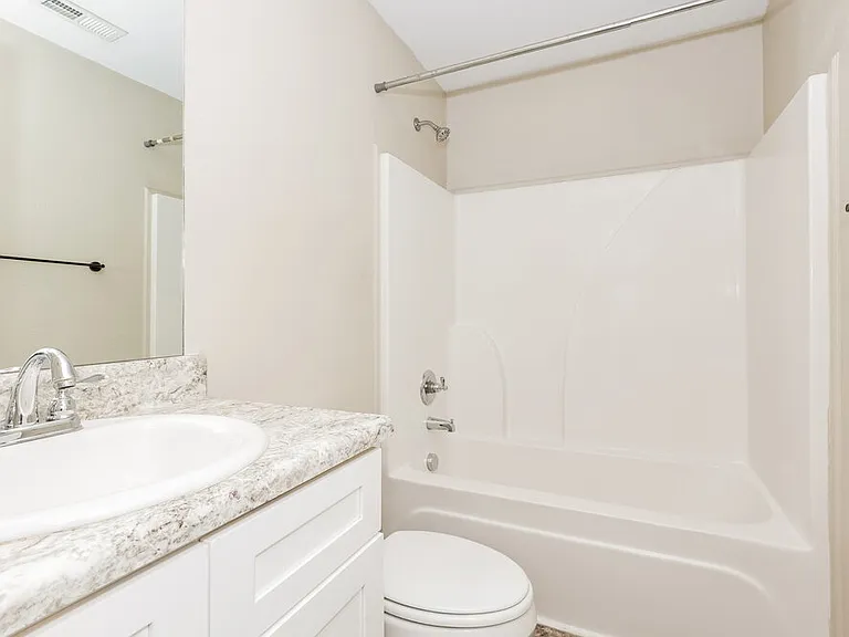 1217 Catawba Way — Photo 16