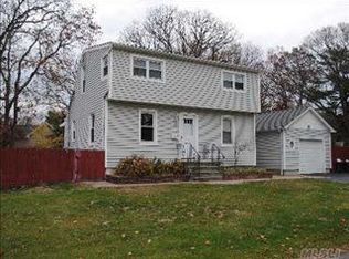 293 Old Farmingdale Rd, West Babylon, NY 11704