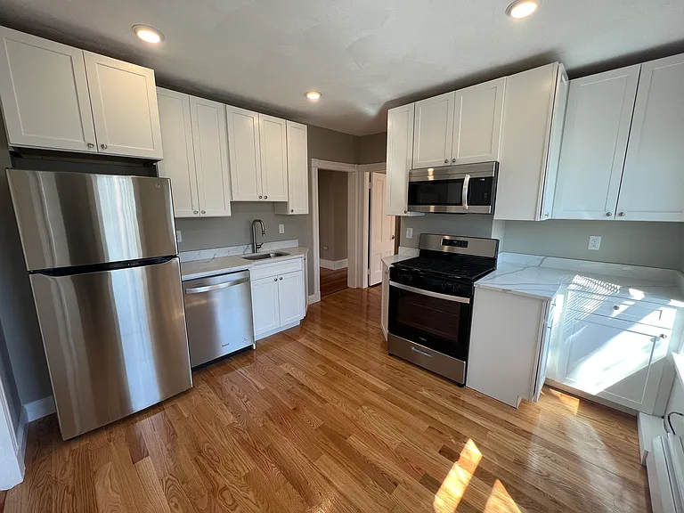 2 Gilson Ter #3F — Photo 1