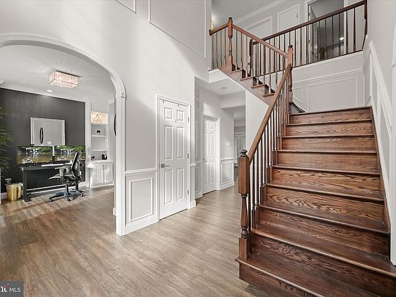 3rd image of 1812 Disney Estates Cir