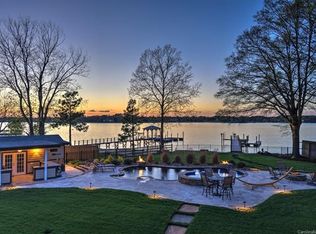 17821 Largo Pl, Cornelius, NC 28031