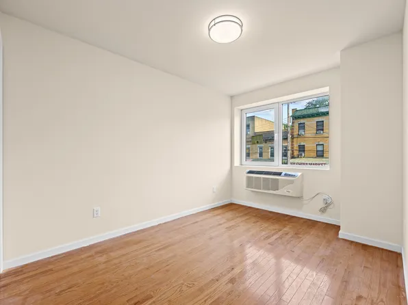 91-23 Corona Avenue image 7 of 13