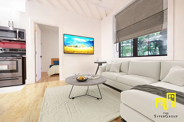 Rented by The Syper Group | media 9