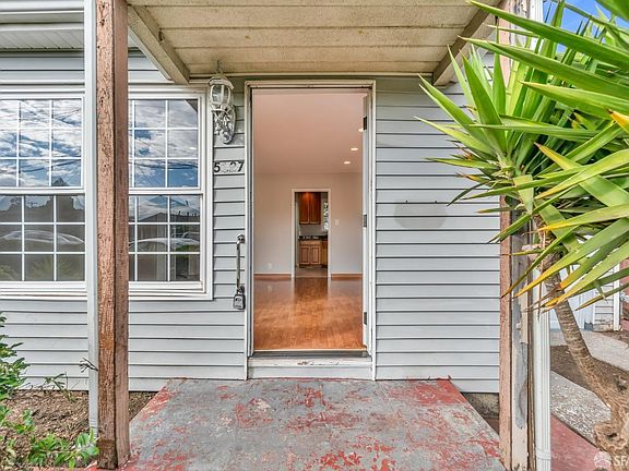 5th image of 5127 Esmond Ave