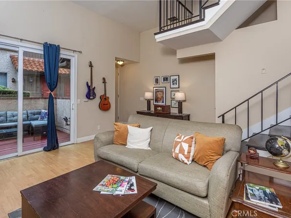 1711 Grismer Ave APT 73, Burbank, CA 91504