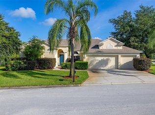 305 Grand Reserve Dr, Davenport, FL 33837