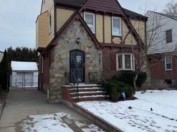 17814 80th Dr, Jamaica, NY 11432