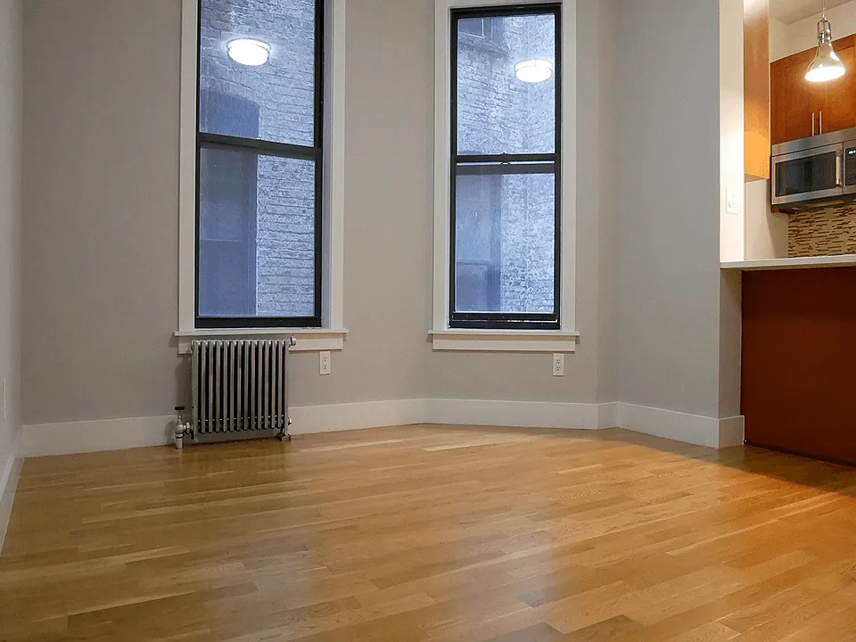 167 W 81st St #2D