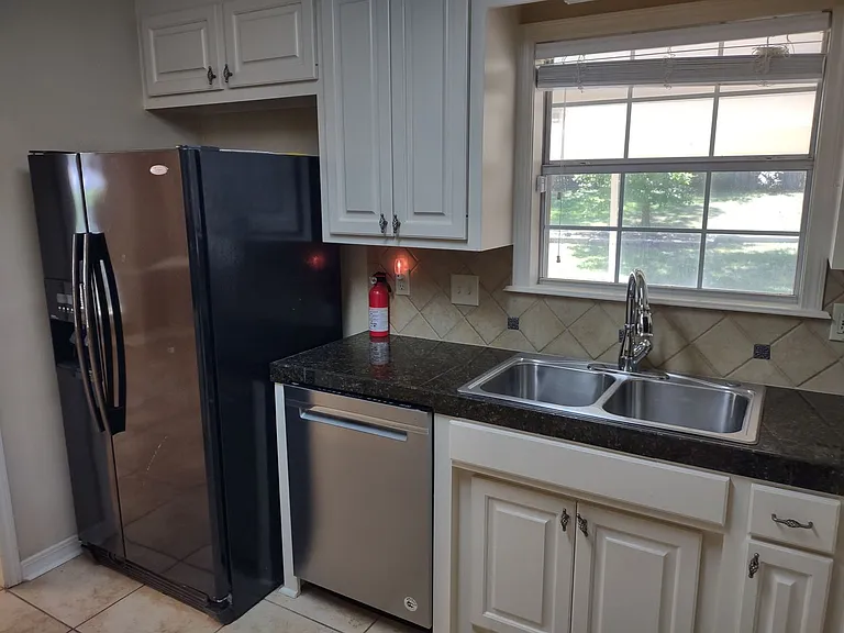336 Pebble Creek Dr — Photo 5
