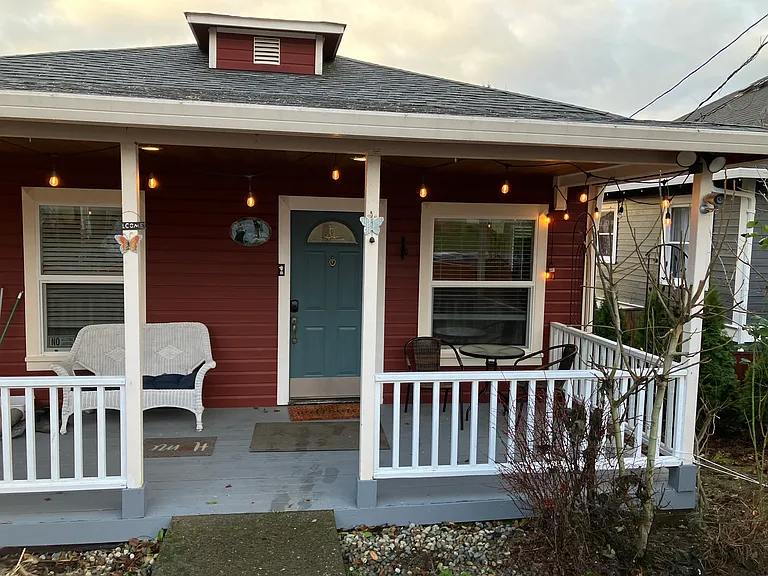 409 N 1st Ave — Photo 2