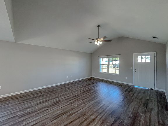 3rd image of 7050 White Pine Ave