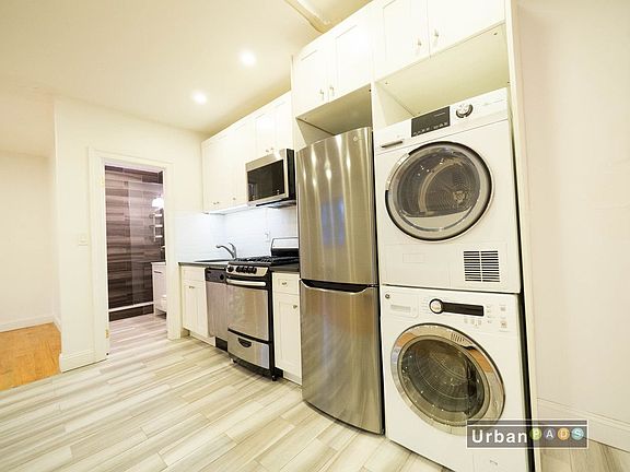5th image of 51 Wolcott St APT 1