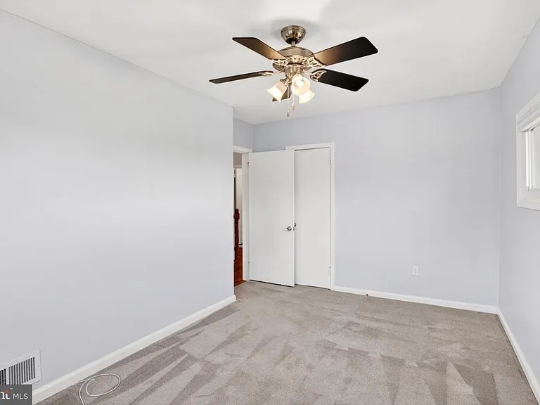 2225 Ellen Ave — Photo 14