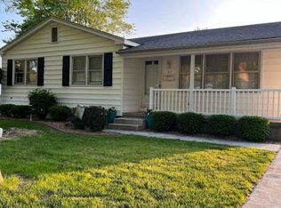 57 Friars Ln, Springfield, IL 62704