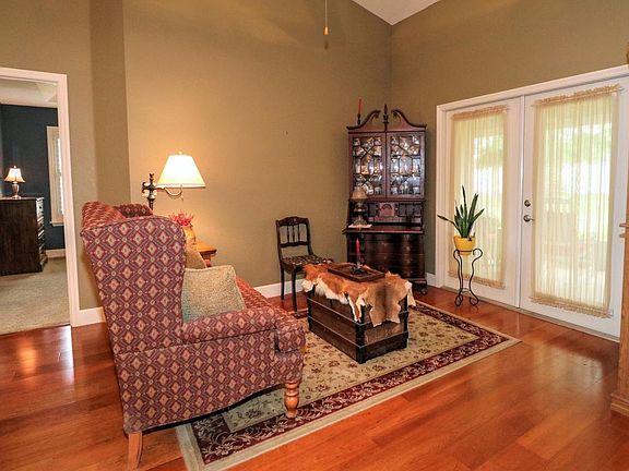4th image of 3123 SE 23rd Ave