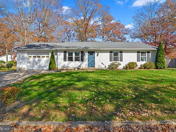 2nd image of 1554 Alcova Dr