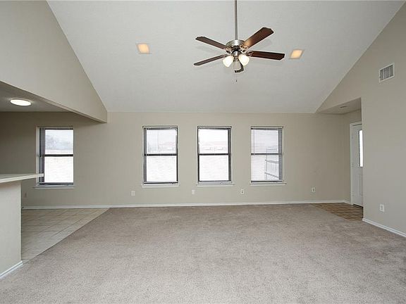 5th image of 4645 Club Estates Pl
