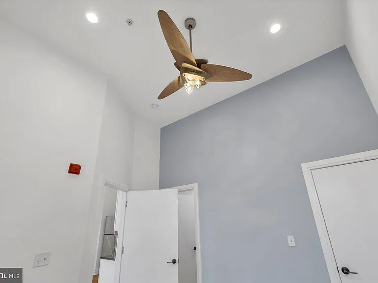 5551 Illinois Ave NW #304 — Photo 4